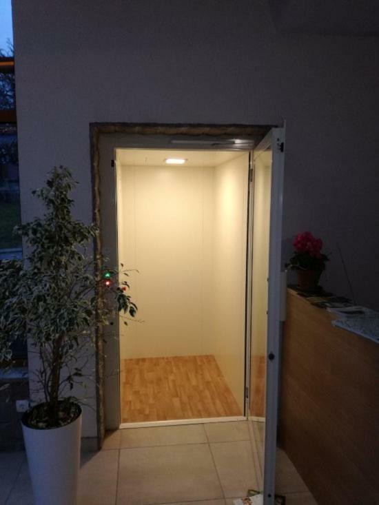 Гостевой дом Janezinovi House Ratecevo Brdo Экстерьер фото