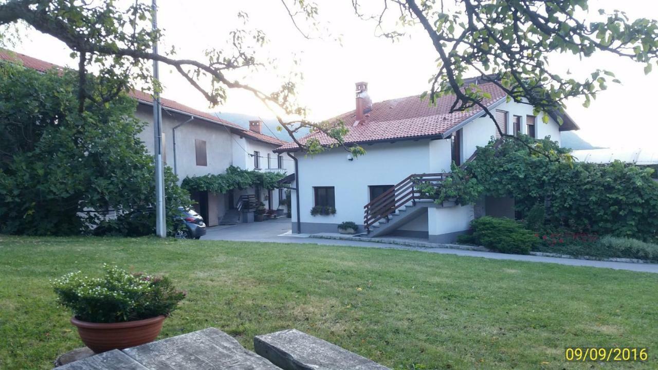Гостевой дом Janezinovi House Ratecevo Brdo Экстерьер фото